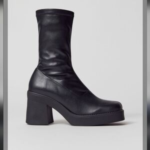Noely Black Boot